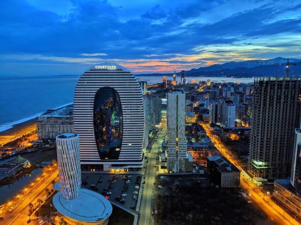 Orbi Hotel Batumi Exterior photo
